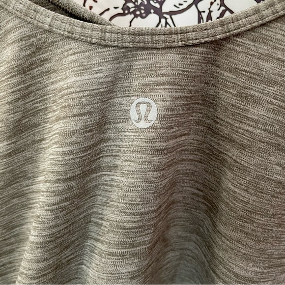 • FIRM PRICE NWT LULULEMON ALIGN LONG SLEEVE HEATHERED ROVER GREEN SIZE 10 - Picture 7 of 7